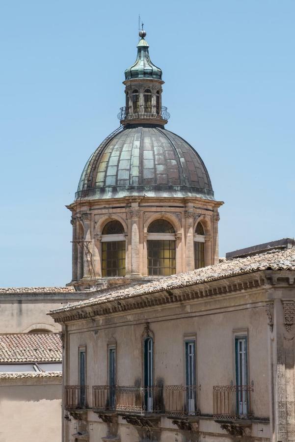 Casa Qosi B&B Ragusa Exterior foto
